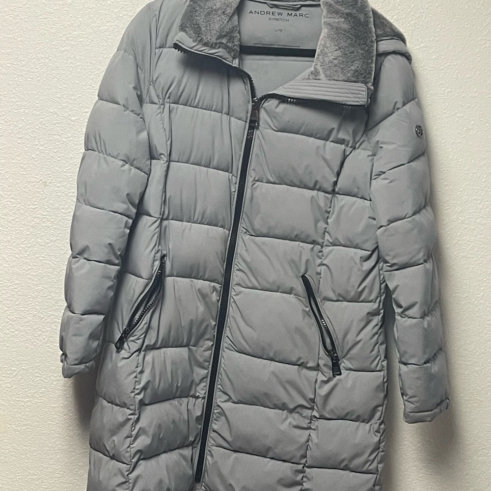 Andrew Marc Women's Light Gray Puffer Jacket